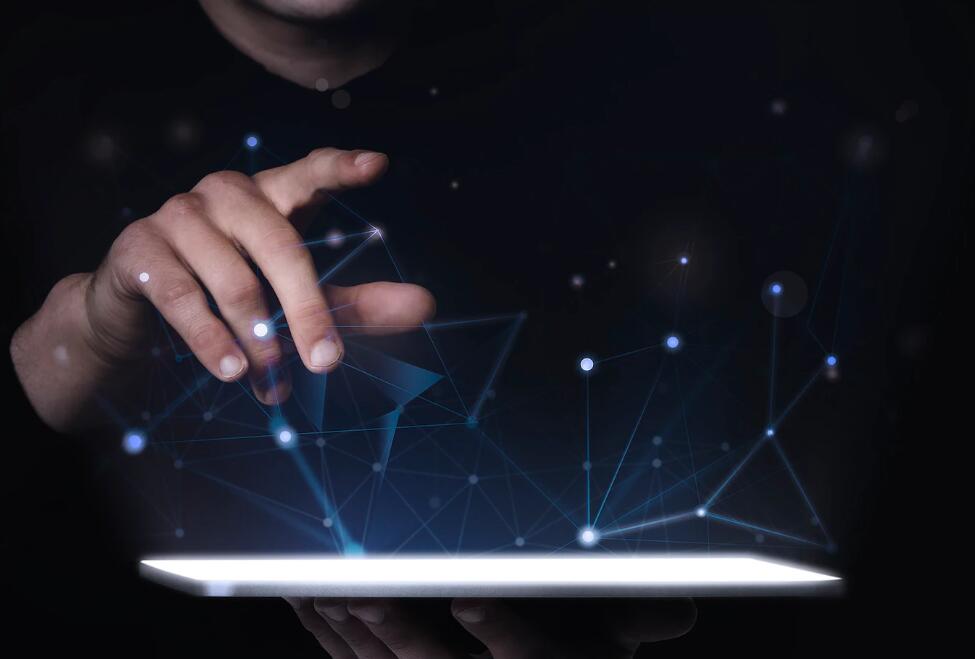 月亮旁边的星星是什么星 月亮旁边的星星